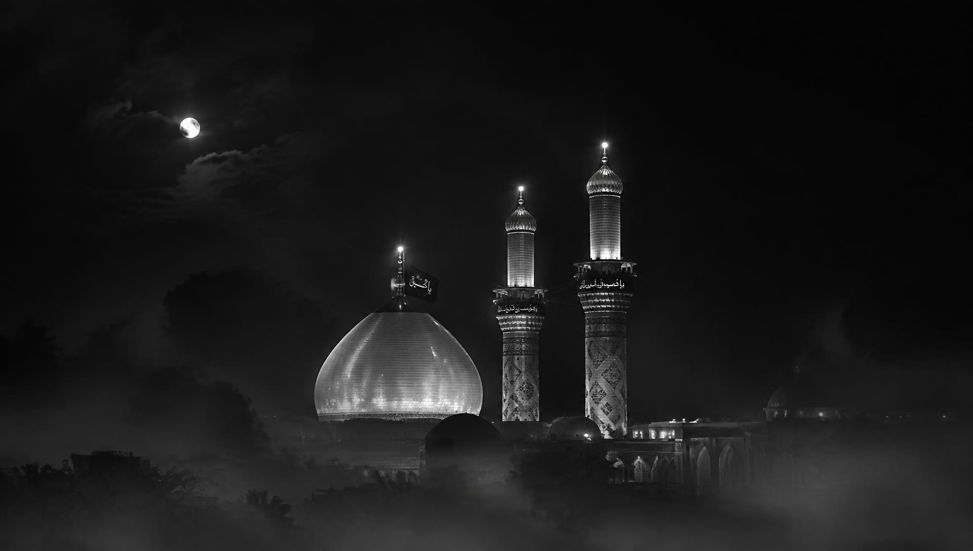 Shrine of Imam Hussain (A.S.) at night